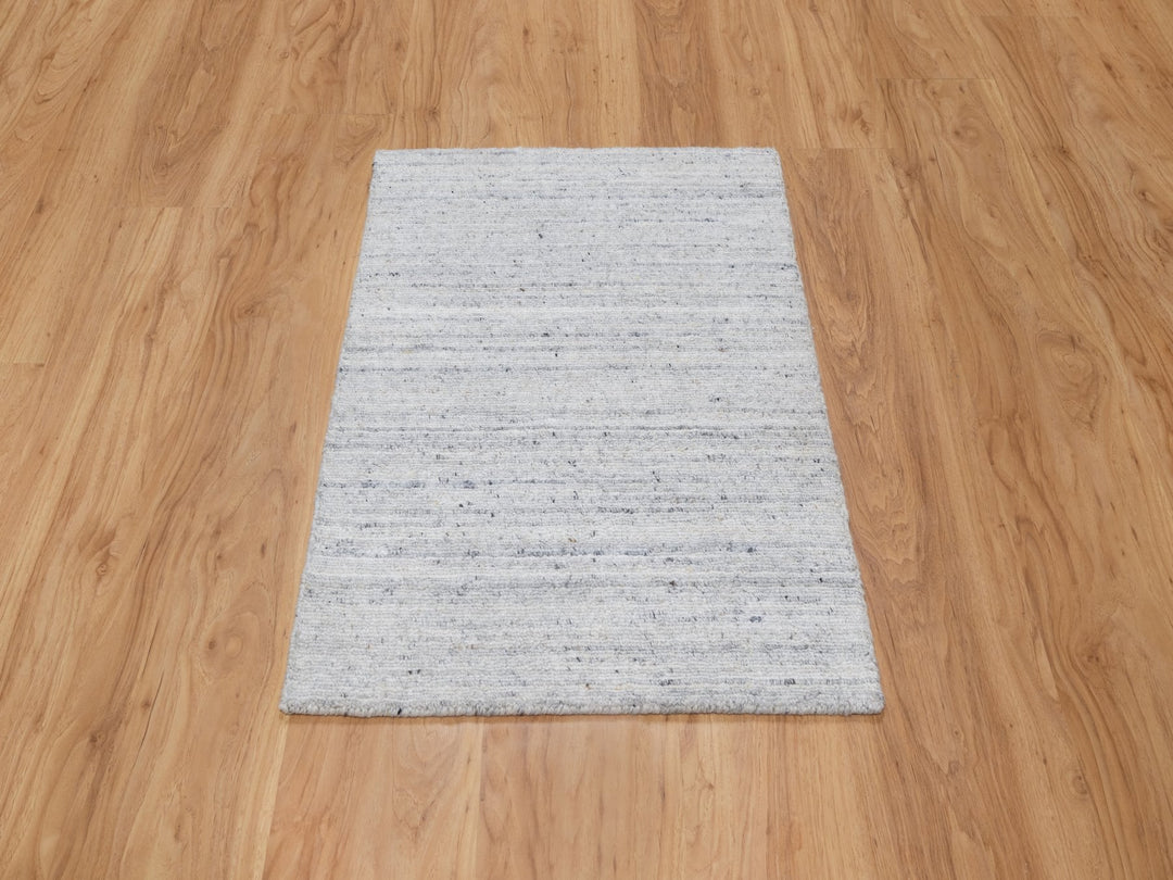 Hand Loomed Plain Modern Striae Design Rug