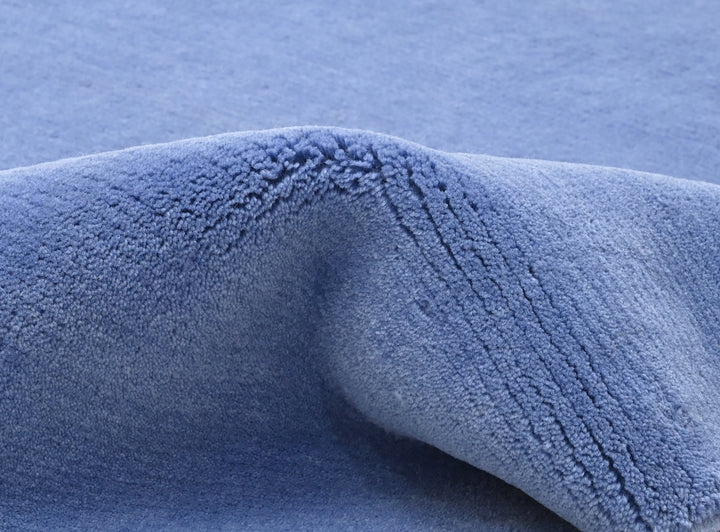 Placid Blue area rug pile and edge detail