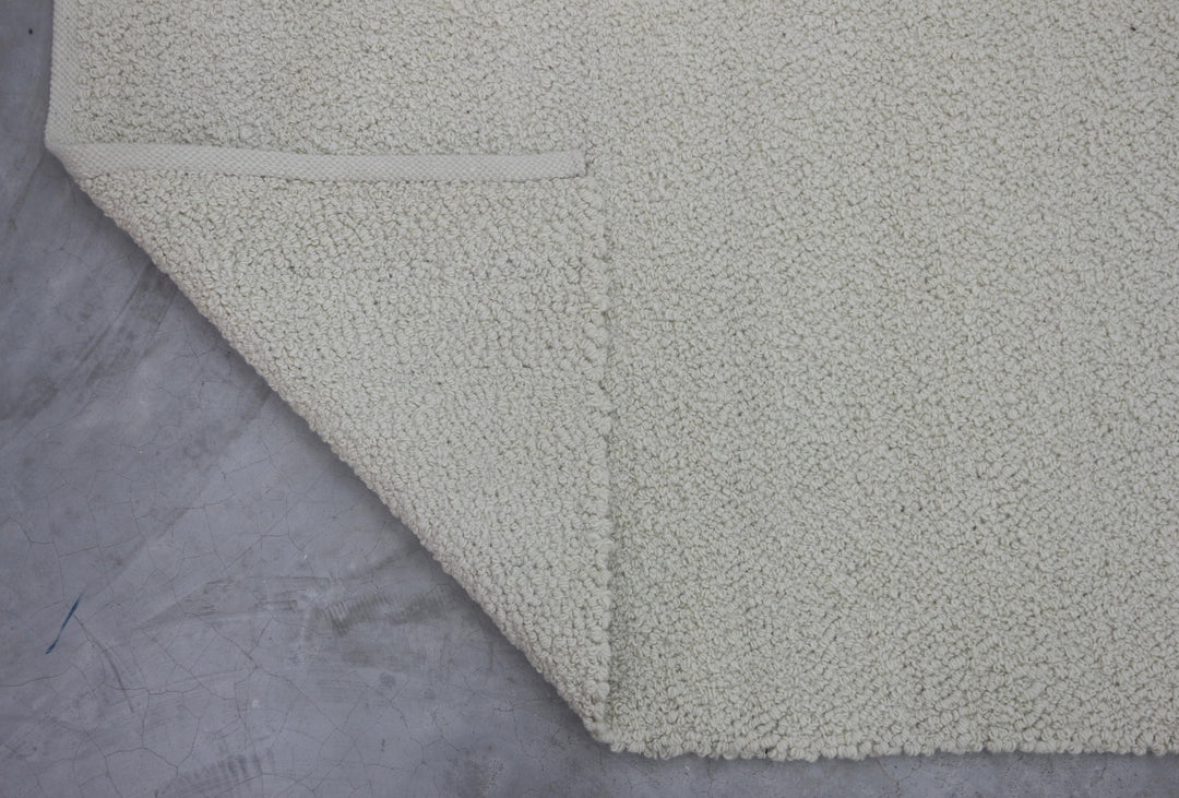 Hand Woven Neutral Jute Area Rug in White